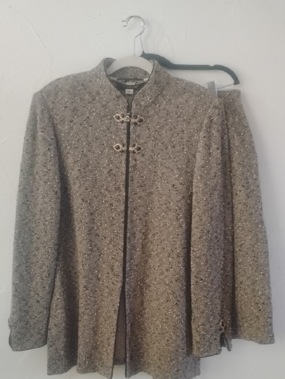 St. John Couture Tweed Boucle Stand-Collar Jacket Skirt Suit Jeweled 12